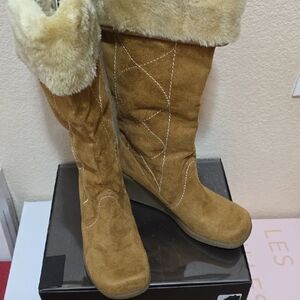 Mossimo Tan Boots with Cream Lining